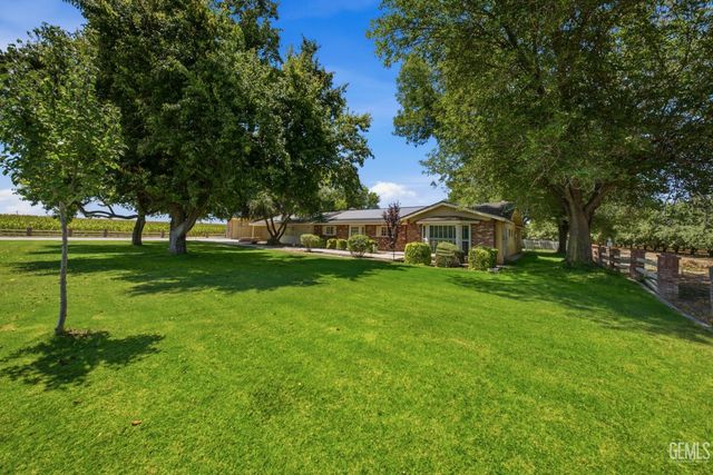 5300 Shafter Road, Bakersfield, CA 93313