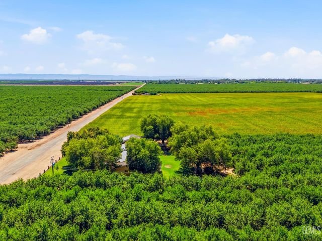 5300 Shafter Road, Bakersfield, CA 93313