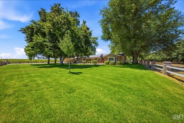5300 Shafter Road, Bakersfield, CA 93313