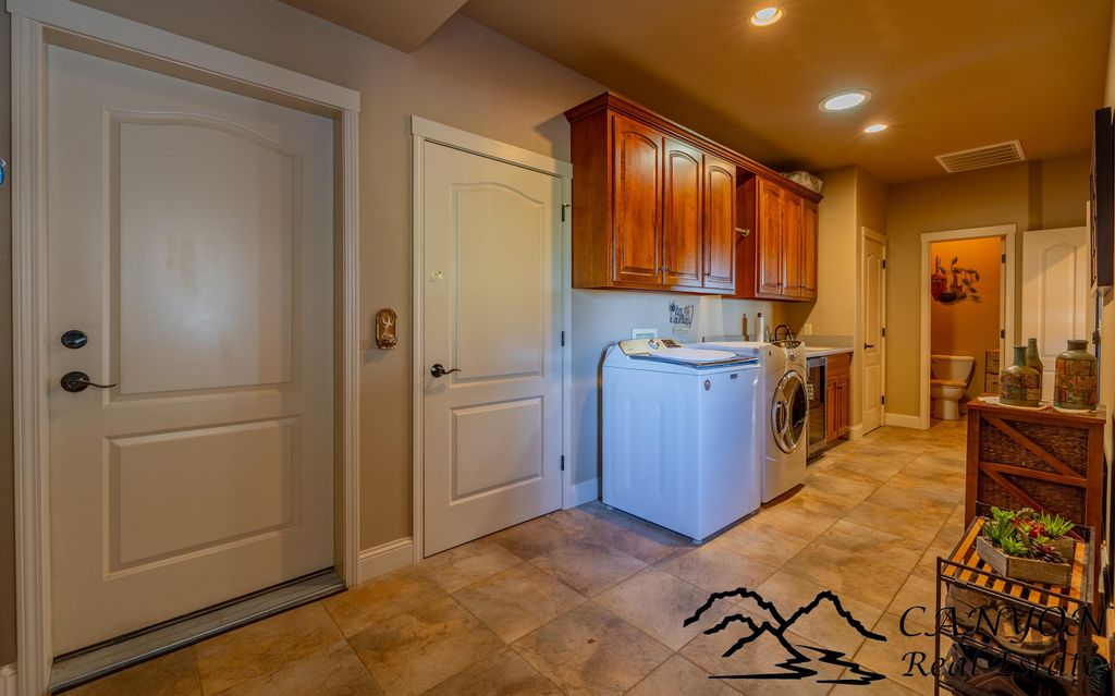 4924 Orchard Bench Rd, Basin, WY 82410 photo 19