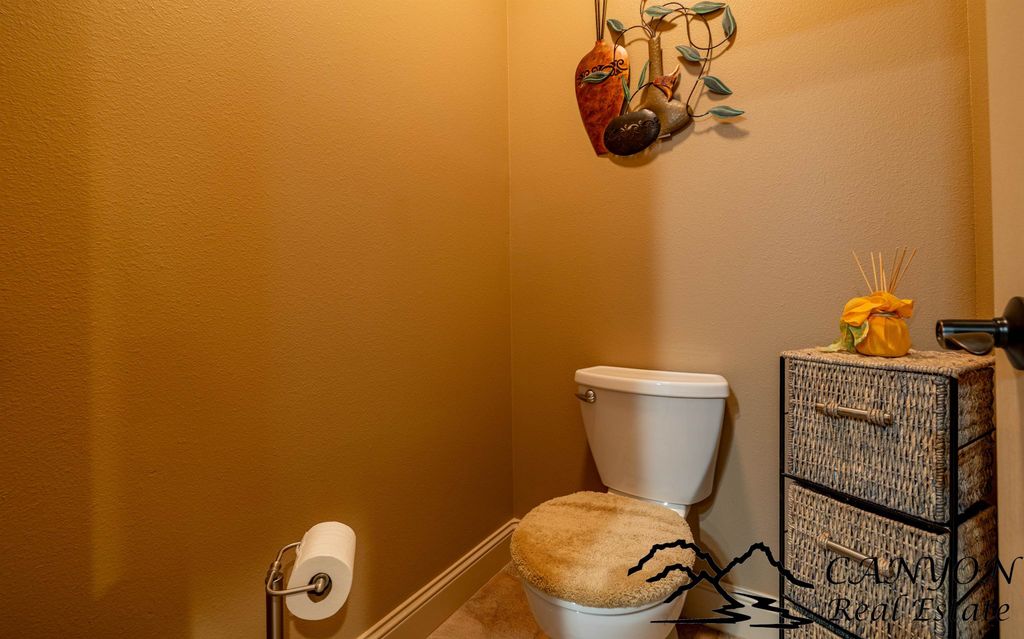 4924 Orchard Bench Rd, Basin, WY 82410 photo 20