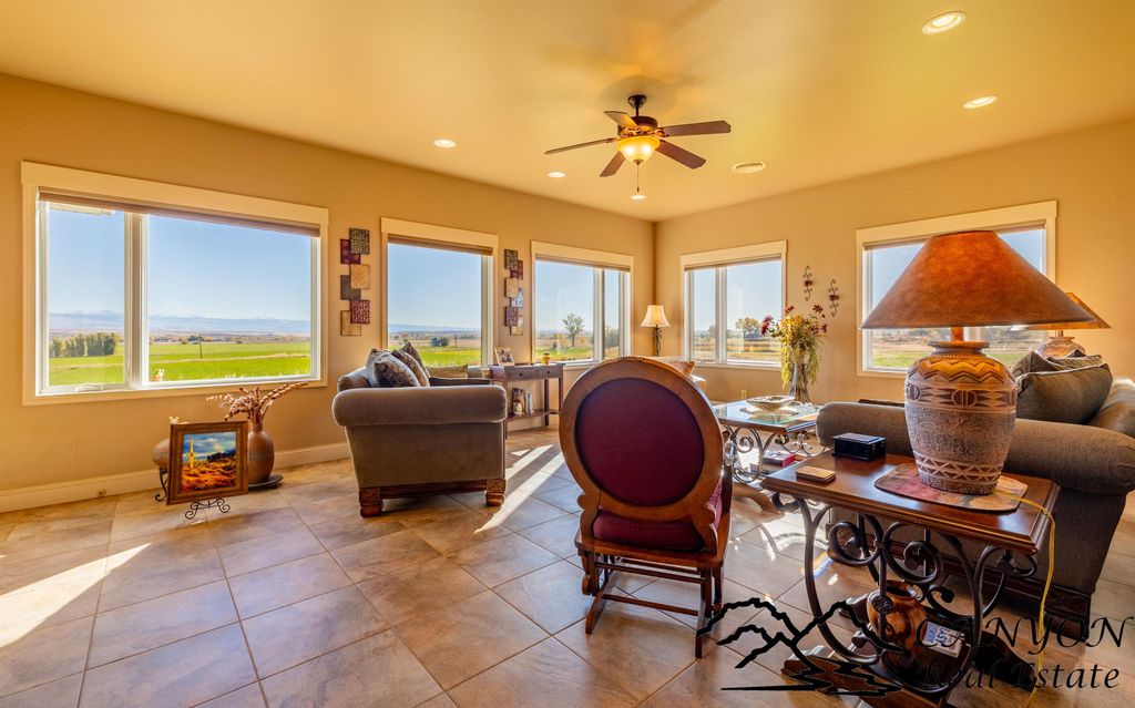 4924 Orchard Bench Rd, Basin, WY 82410 photo 3