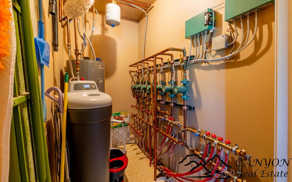 4924 Orchard Bench Rd, Basin, WY 82410 photo 21