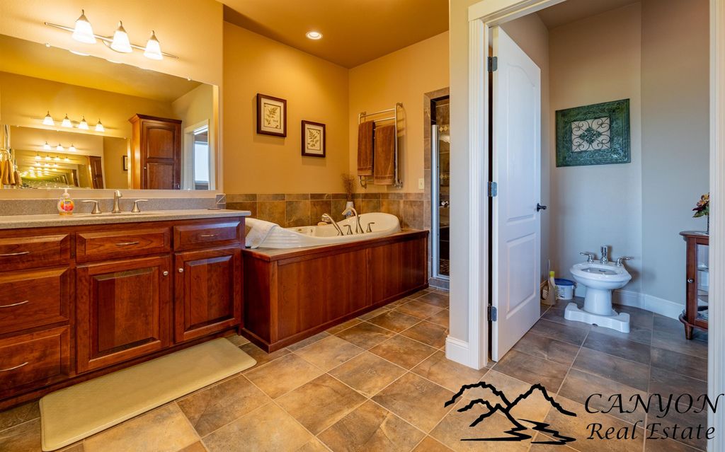 4924 Orchard Bench Rd, Basin, WY 82410 photo 24