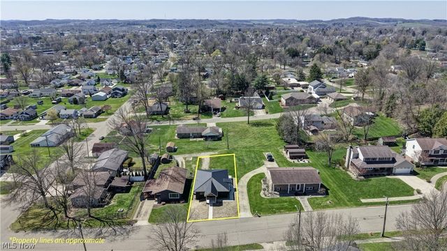 212 High Street, Dover, OH 44622