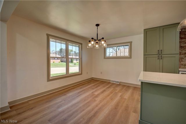 212 High Street, Dover, OH 44622