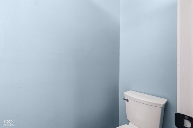 6306 Pickwick Court, Zionsville, IN 46077