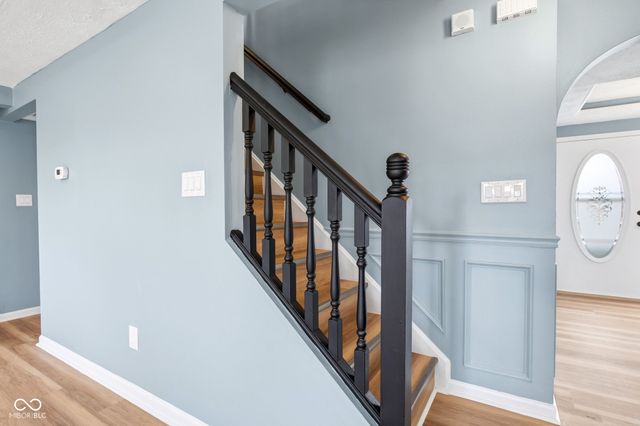 6306 Pickwick Court, Zionsville, IN 46077