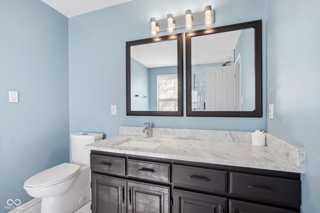 6306 Pickwick Court, Zionsville, IN 46077