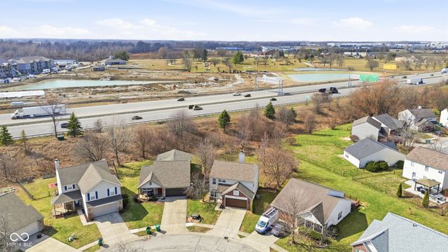 6306 Pickwick Court, Zionsville, IN 46077