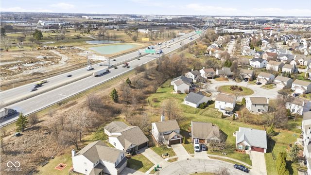 6306 Pickwick Court, Zionsville, IN 46077