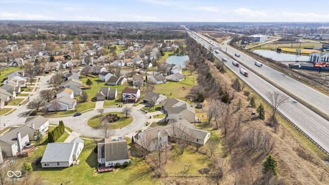 6306 Pickwick Court, Zionsville, IN 46077