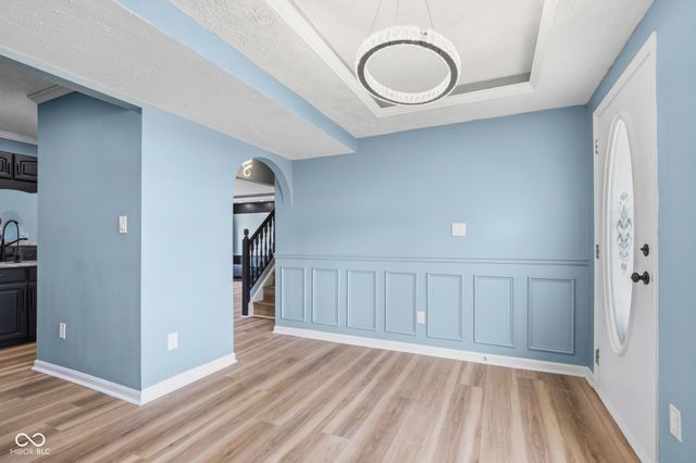 6306 Pickwick Court, Zionsville, IN 46077