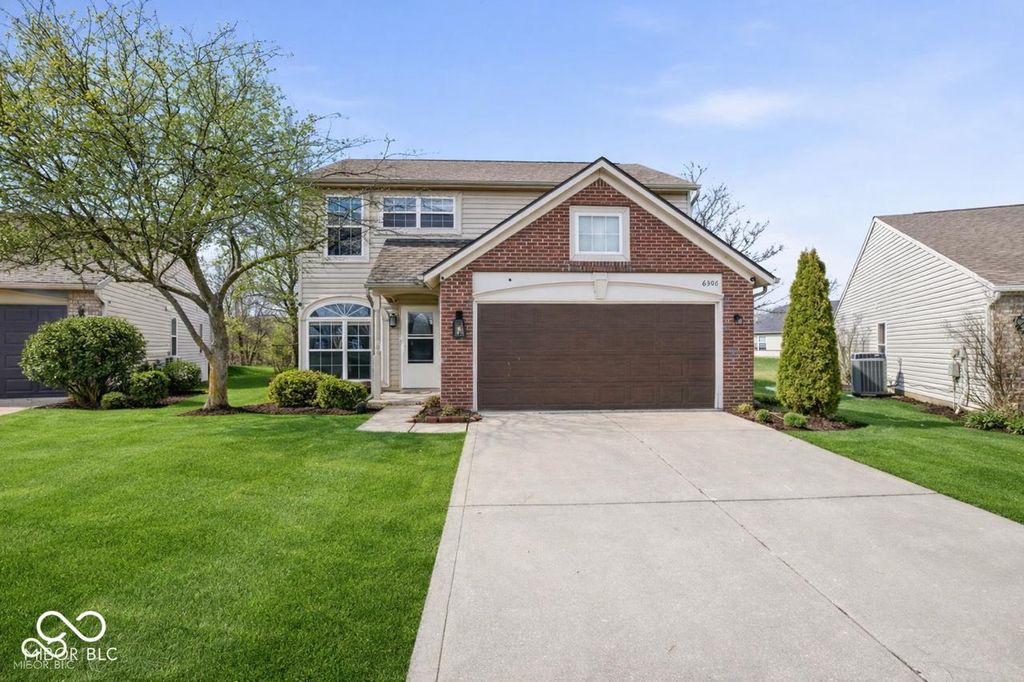 6306 Pickwick Court, Zionsville, IN 46077
