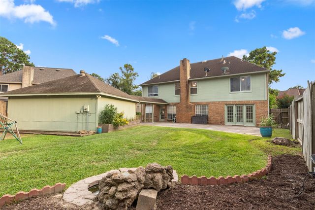 7723 Stonesdale Drive, Houston, TX 77095