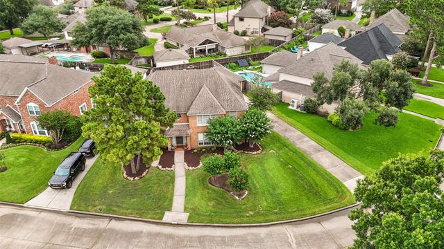 7723 Stonesdale Drive, Houston, TX 77095