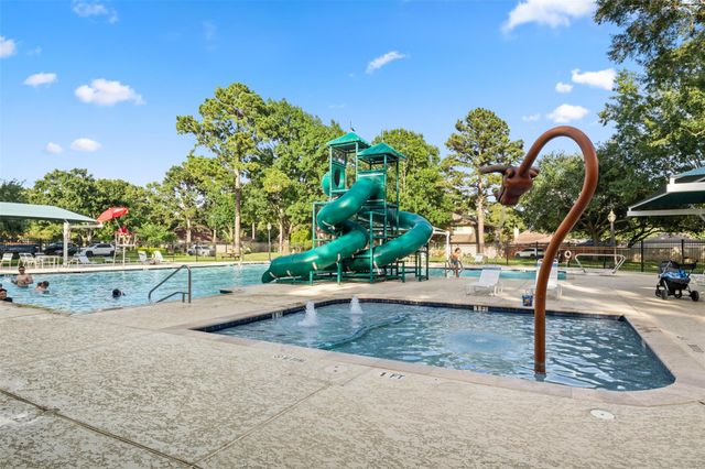 7723 Stonesdale Drive, Houston, TX 77095