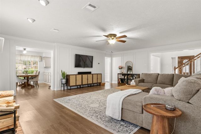 7723 Stonesdale Drive, Houston, TX 77095