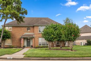 7723 Stonesdale Drive, Houston, TX 77095