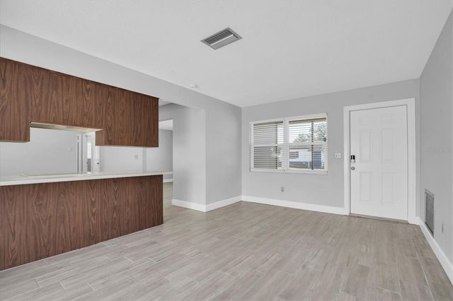 3401 37TH STREET N, St Petersburg, FL 33713