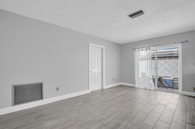 3401 37TH STREET N, St Petersburg, FL 33713