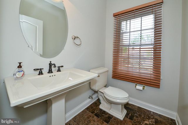 20157 BANDON DUNES, Ashburn, VA 20147