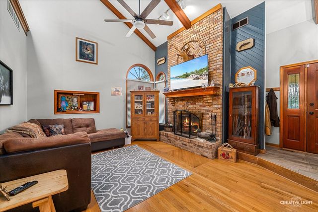 307 Woodworth Street, Yorkville, IL 60560