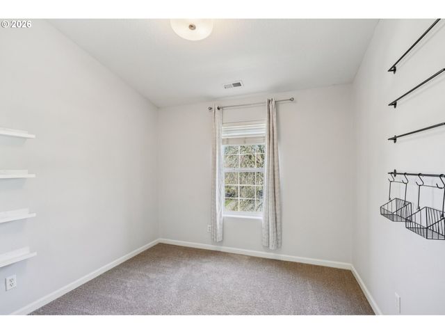 698 Nw HERTEL St, Hillsboro, OR 97124