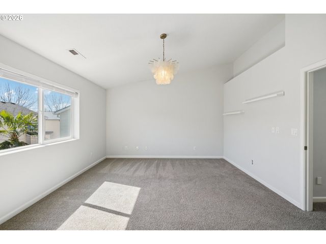 698 Nw HERTEL St, Hillsboro, OR 97124