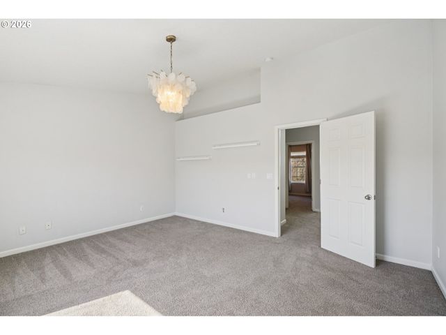 698 Nw HERTEL St, Hillsboro, OR 97124