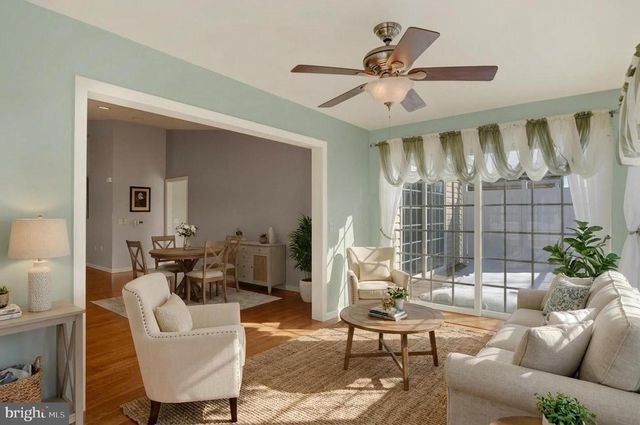 33 CREEK BANK DRIVE, Mechanicsburg, PA 17050