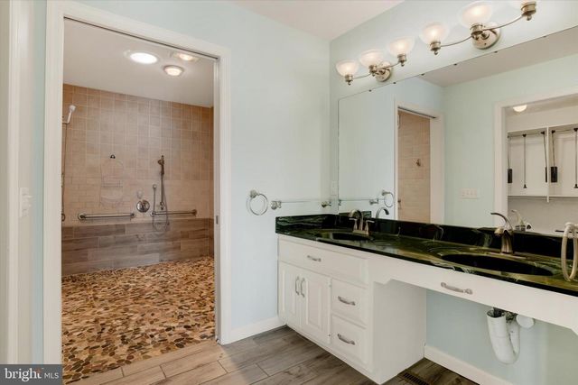 33 CREEK BANK DRIVE, Mechanicsburg, PA 17050