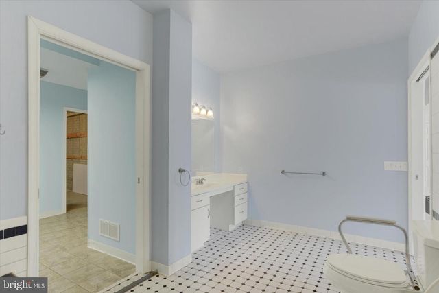 33 CREEK BANK DRIVE, Mechanicsburg, PA 17050