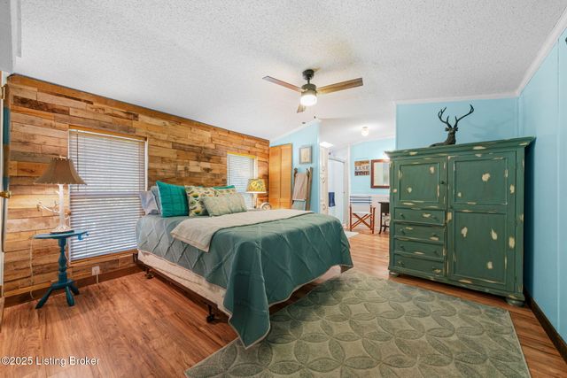 357 Lakeview Ln, Clarkson, KY 42726