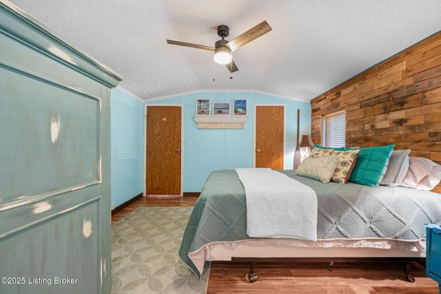 357 Lakeview Ln, Clarkson, KY 42726