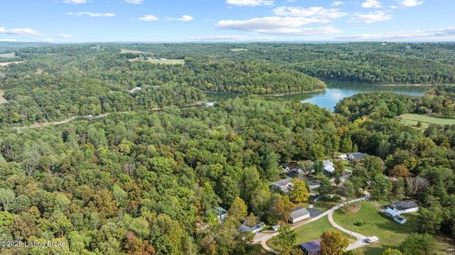 357 Lakeview Ln, Clarkson, KY 42726