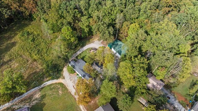 357 Lakeview Ln, Clarkson, KY 42726