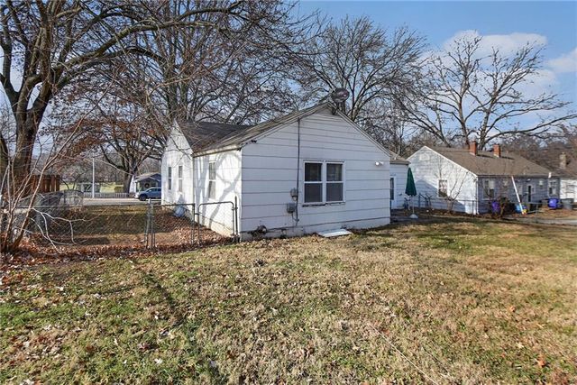 4408 S Lane Street, Olathe, KS 66061