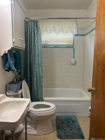 6010 Groom Rd, Baker, LA 70714