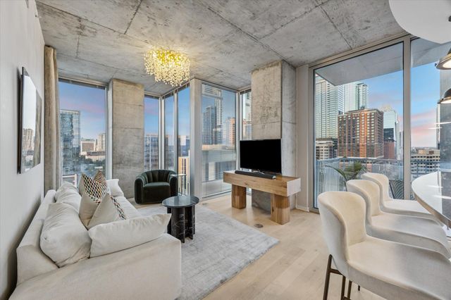 360 Nueces ST 1417, Austin, TX 78701