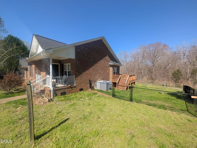 2201 Eider Court A, Graham, NC 27253