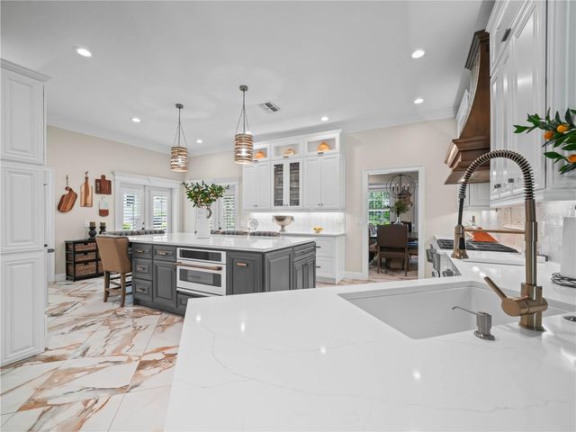 6556 CRESCENT LAKE DRIVE, Lakeland, FL 33813