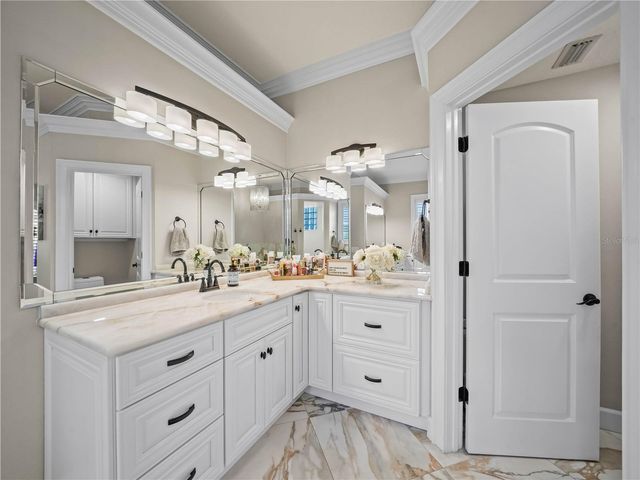 6556 CRESCENT LAKE DRIVE, Lakeland, FL 33813