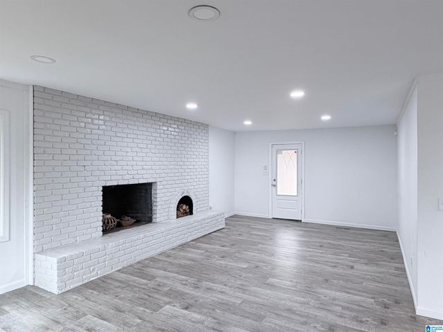 50 BRIARCLIFF POINT, Rainbow City, AL 35906