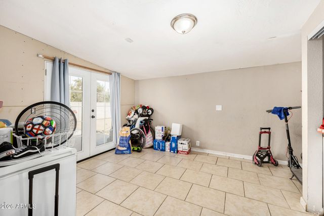 3829 N 81ST Avenue, Phoenix, AZ 85033