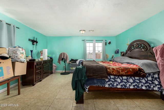 3829 N 81ST Avenue, Phoenix, AZ 85033