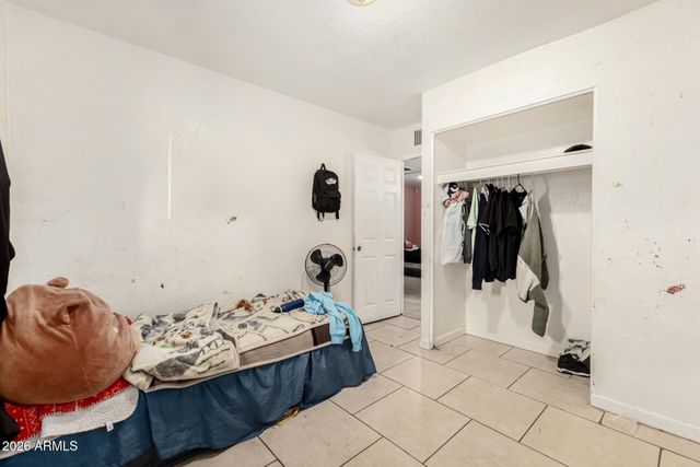 3829 N 81ST Avenue, Phoenix, AZ 85033