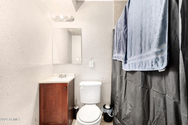 3829 N 81ST Avenue, Phoenix, AZ 85033