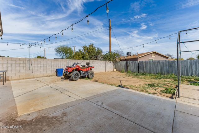 3829 N 81ST Avenue, Phoenix, AZ 85033