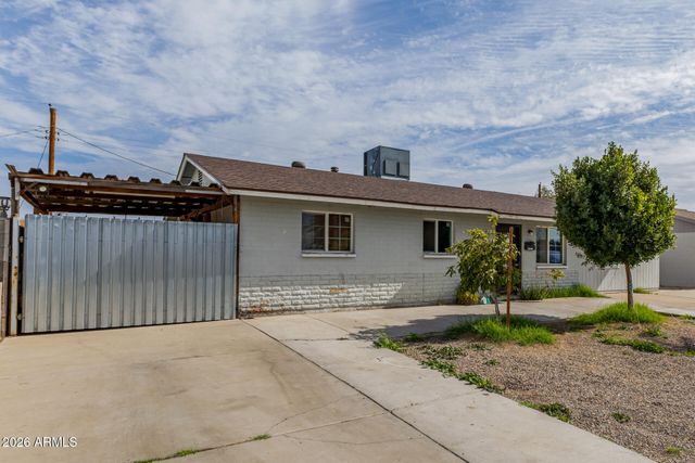 3829 N 81ST Avenue, Phoenix, AZ 85033